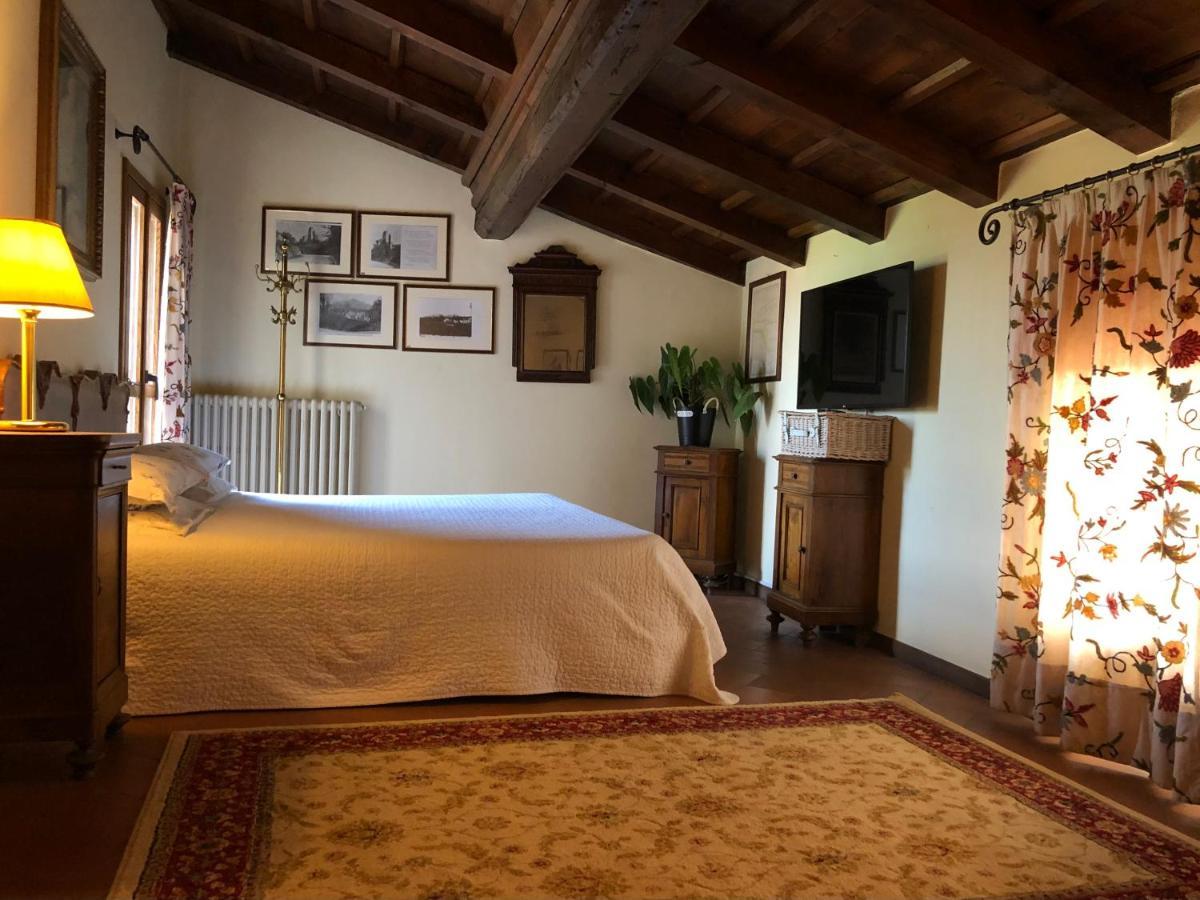 Bed and breakfast Castello Di Cernusco Lombardone Extérieur photo